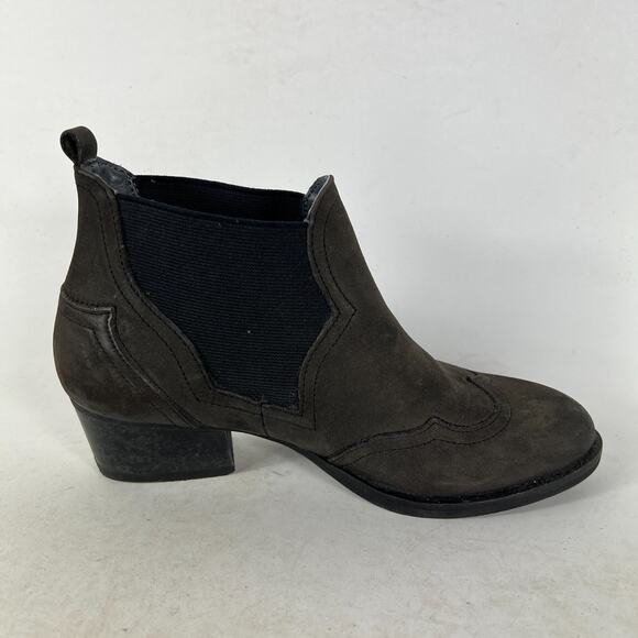 bussola Chelsea Boots Womens 6.5 Gray Suede Detailing Elastic Block-Heel Western - Picture 3 of 12